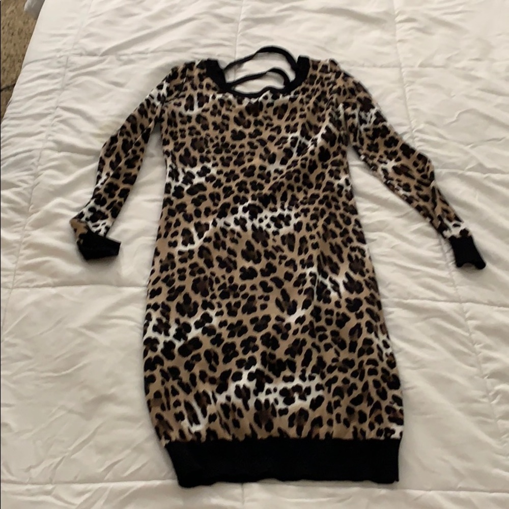 Bebe leopard print dress